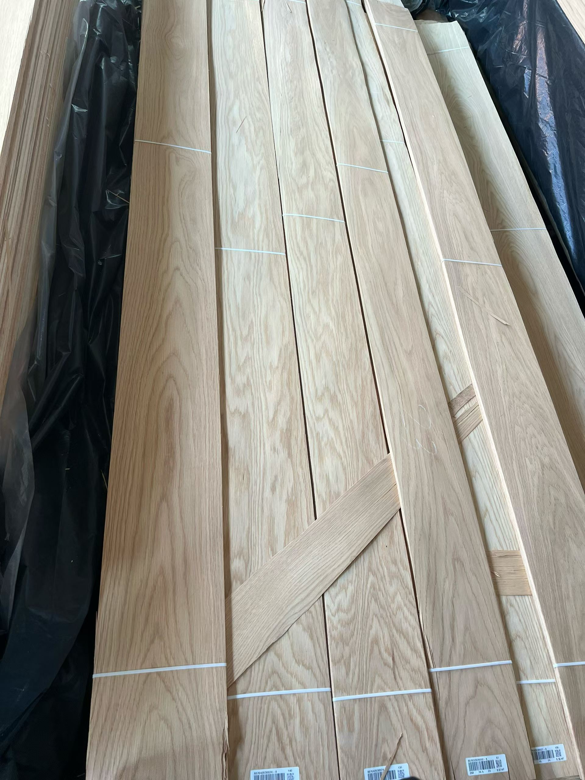 Noce Nero veneer — Flower grain